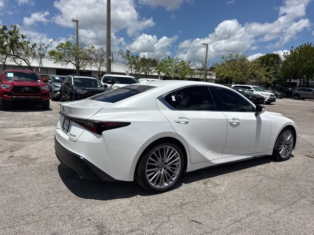 2023 Lexus IS 300 - Photo 11