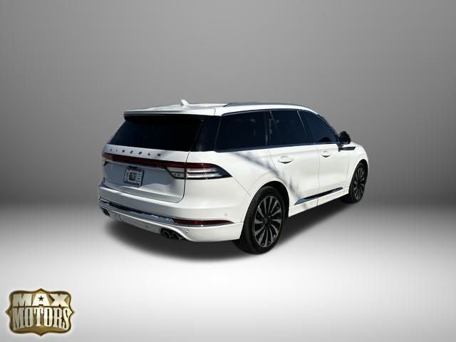 2020 Lincoln Aviator Plug-In Hybrid Black Label Grand Touring 8