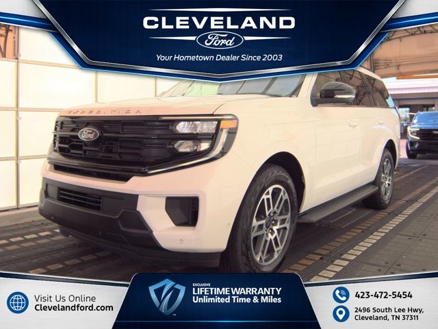 White Metallic 2025 Ford Expedition SUV / Crossover Four-Wheel Drive Automatic