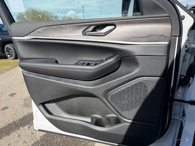 new 2026 Jeep Grand Cherokee car, priced at $36,535