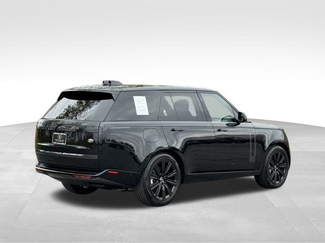 2023 Land Rover Range Rover SE 5