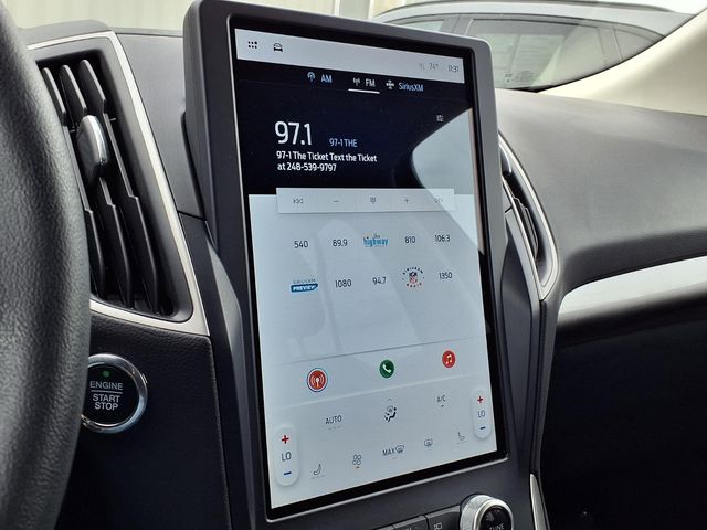 2023 Ford Edge - Image 11