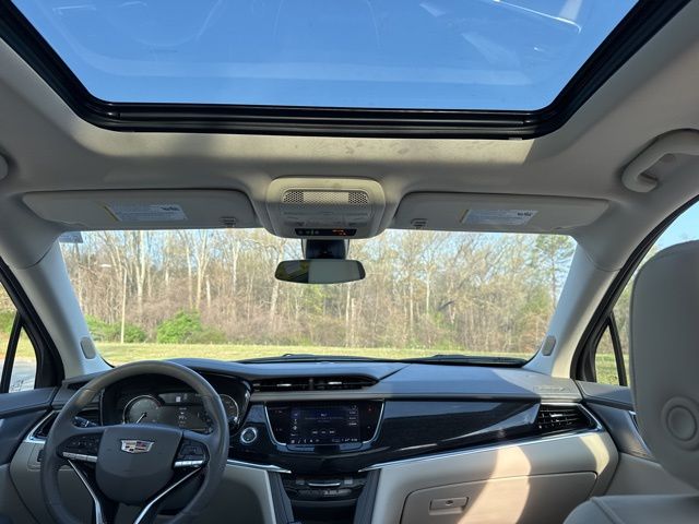 Used 2022 Red Cadillac Premium Luxury image 15