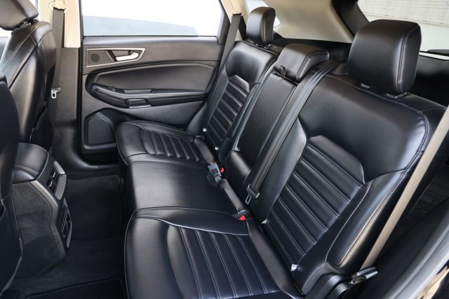 2023 Ford Edge SEL - 11
