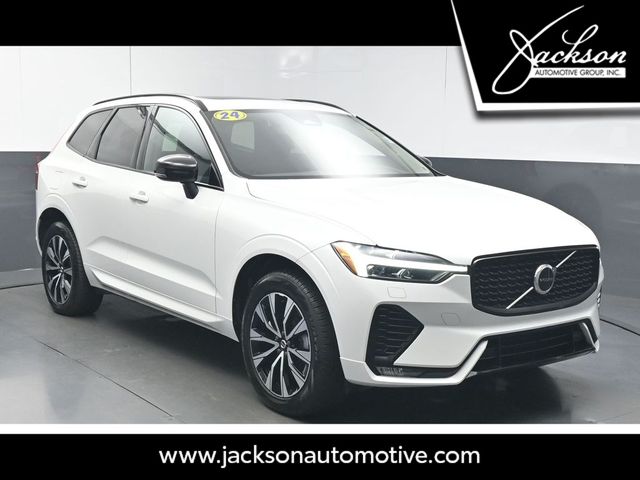 2024 Volvo XC60 B5 Core Dark Theme AWD