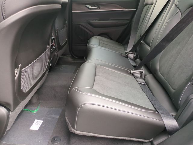 new 2026 Jeep Grand Cherokee car, priced at $41,127