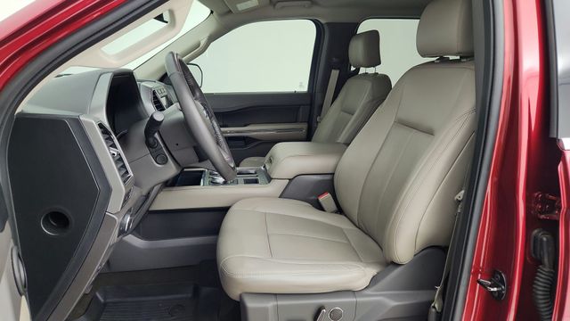 2019 Ford Expedition XLT Red at Autostrade