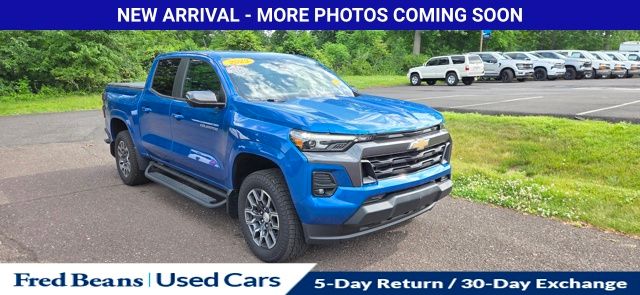 Glacier Blue Metallic 2023 Chevrolet Colorado LT Crew Cab 4WD Pickup Truck Four-Wheel Drive 8-Speed Automatic