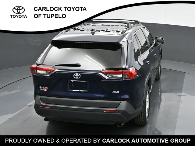 2019 Toyota RAV4 XLE 26