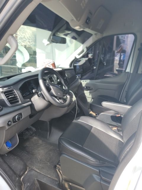 2023 Ford Transit-350 XL 15 PASSENGER 4