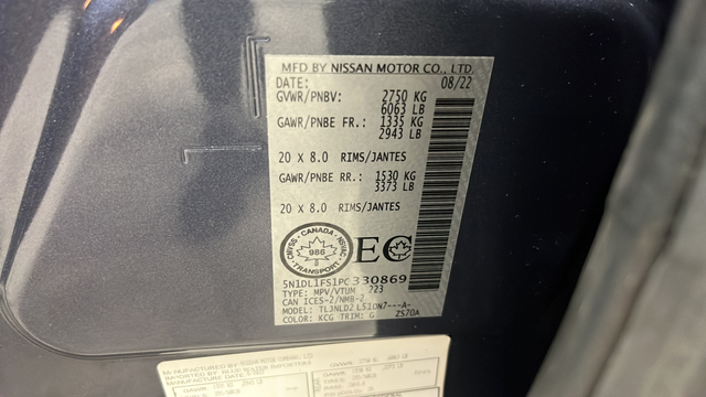 Used 2023 Blue INFINITI LUXE image 26
