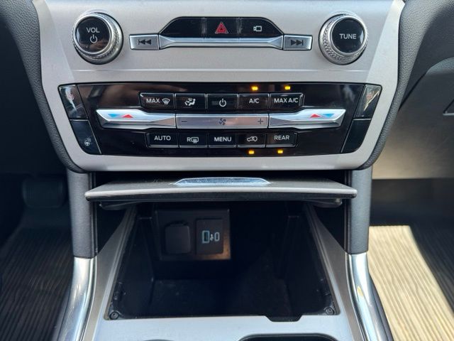 Used 2023 Gray Ford Timberline image 29