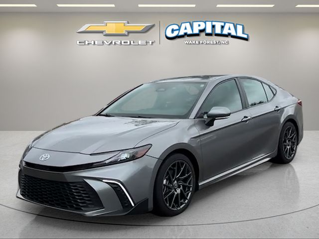 2025 Toyota Camry SE FWD