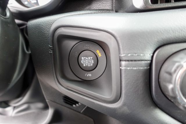 new 2025 Jeep Gladiator car, priced at $49,415