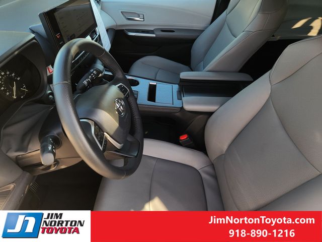 Used 2026 Toyota Sienna Van