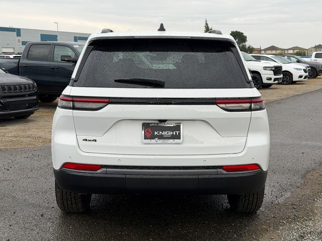 new 2026 Jeep Grand Cherokee car, priced at $36,930