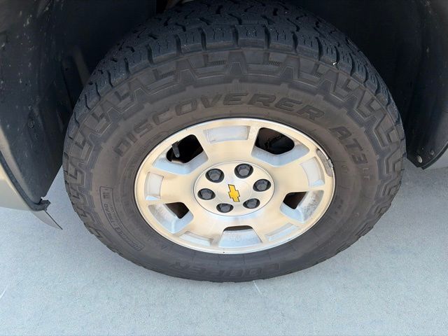2011 Steel Green Metallic Chevrolet Silverado 1500 LT RWD Truck
