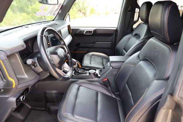 2024 Ford Bronco Badlands Gray at Royal Nissan
