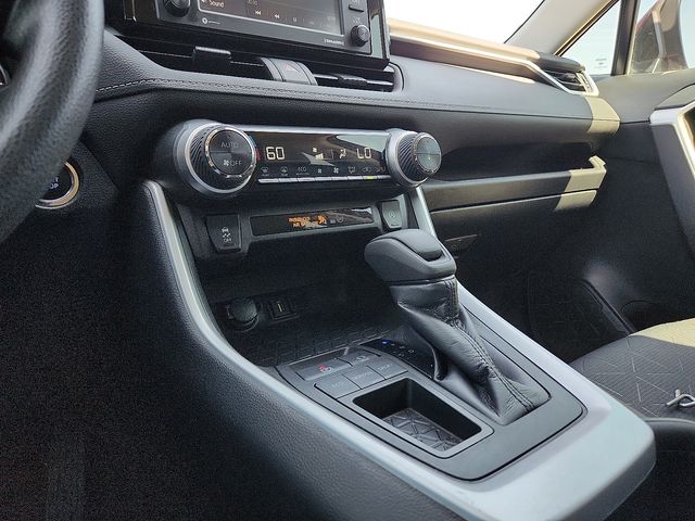 Used Car 2022 Toyota Rav4  Xle For Sale Under $25,000 In Plainview, Texas