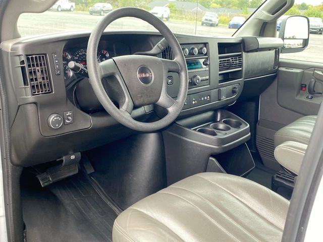 2022 GMC Savana 2500 Work Van 10