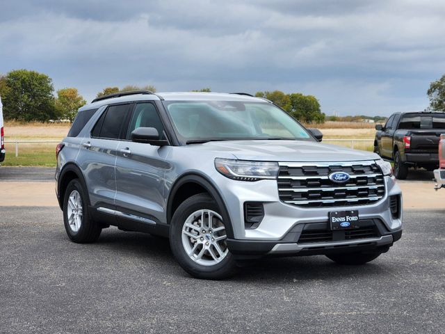 2025 Ford Explorer Active 2