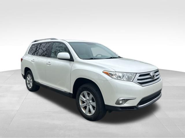 used 2013 Toyota Highlander car, priced at $11,109