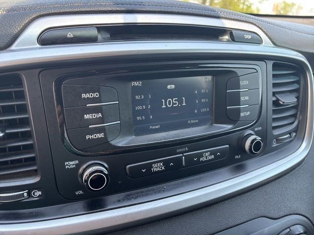 2018 Kia Sorento L photo