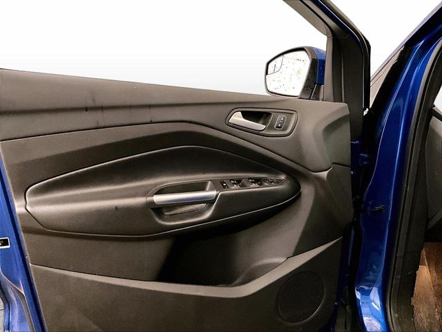 2019 Ford Escape SE Blue at Rochrich Mazda