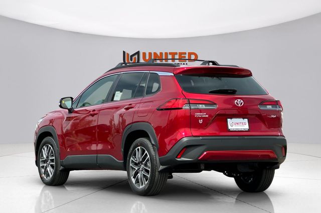 View vehicle photo 5