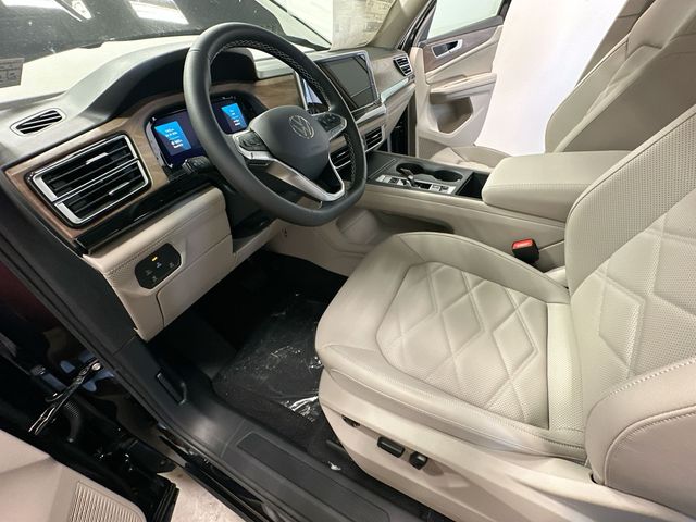 2026 Volkswagen Atlas 2.0T SE Black at South Hills CDJR
