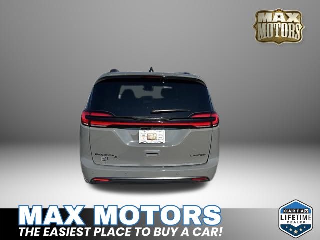 2024 Chrysler Pacifica Limited 6