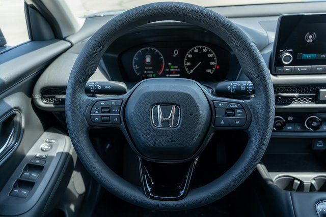 2025 Honda HR-V LX 13