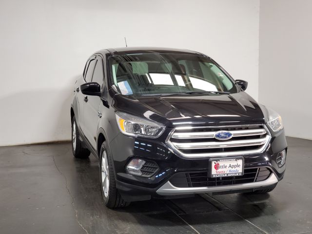 2019 Ford Escape SE's photo