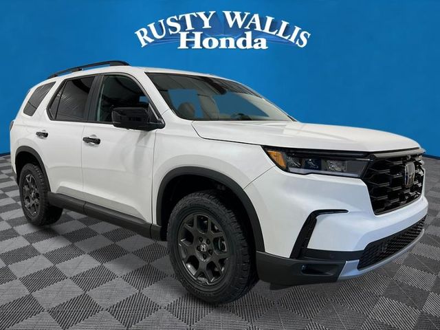 2025 Honda Pilot TrailSport AWD