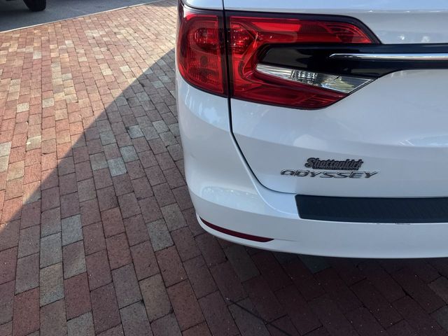 Used 2024 Honda Odyssey Van