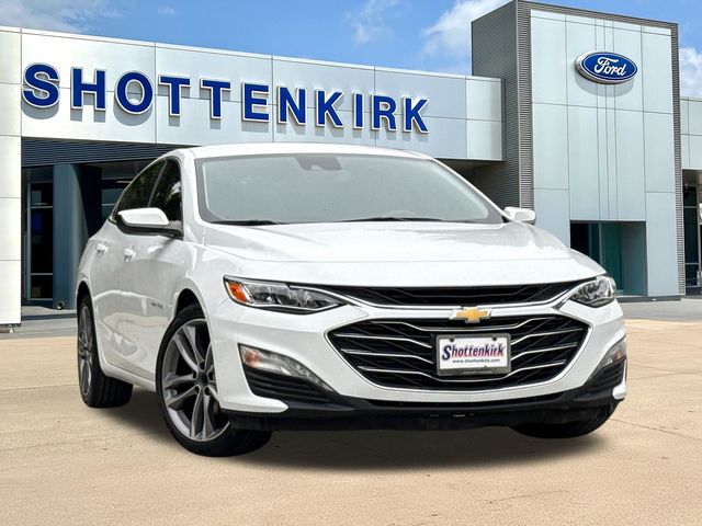 Summit White 2023 Chevrolet Malibu Sedan Front-Wheel Drive Continuously Variable Transmission