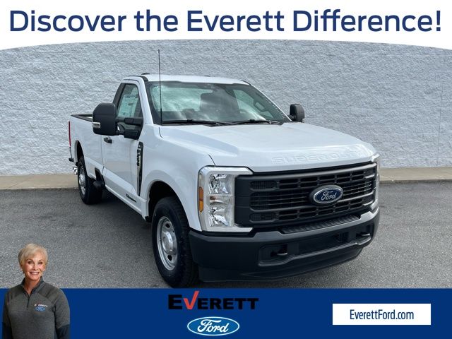 Oxford White 2026 Ford F-250 Super Duty Pickup Truck 4X2 Automatic
