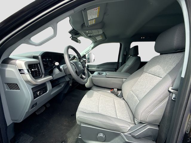 2025 Ford F-250SD XL photo
