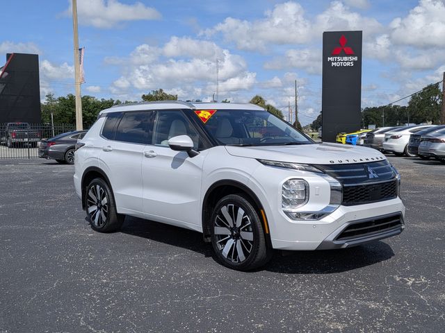 2025 Mitsubishi Outlander SEL FWD