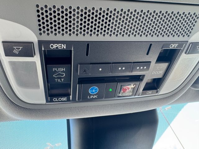 used 2015 Acura MDX car, priced at $13,247