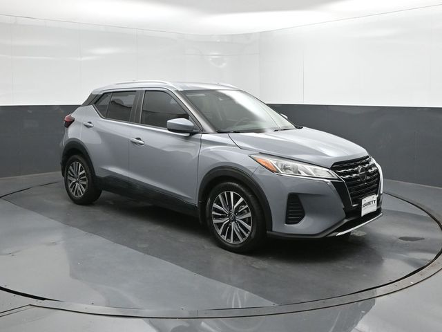 Used 2021 Nissan Kicks SUV
