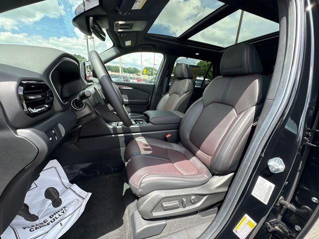 Used 2025 Honda Pilot SUV