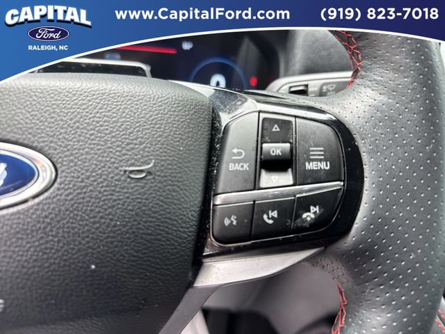 Used 2025 Gray Ford ST-Line image 23