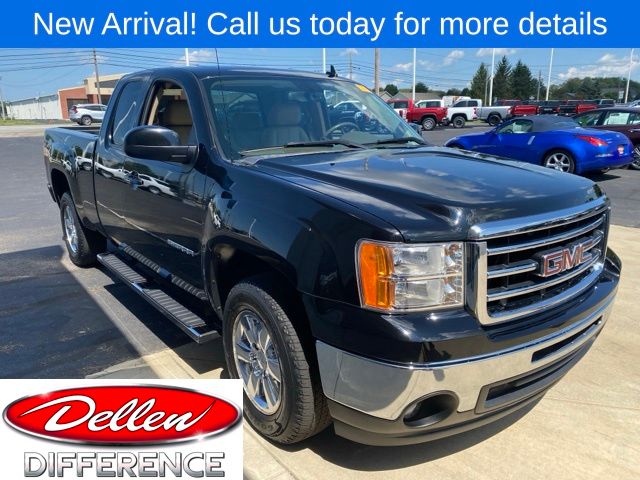 2013 GMC Sierra 1500 Negro (Onyx Black) Camioneta 4X2 6 velocidades Automática