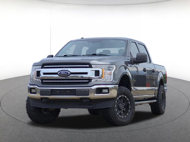 Gray (Magnetic) 2018 Ford F-150 XLT SuperCrew 4WD Pickup Truck Four-Wheel Drive 6-Speed Automatic
