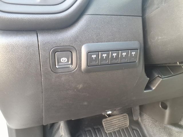 2026 GMC Sierra 2500HD Pro - Photo 18