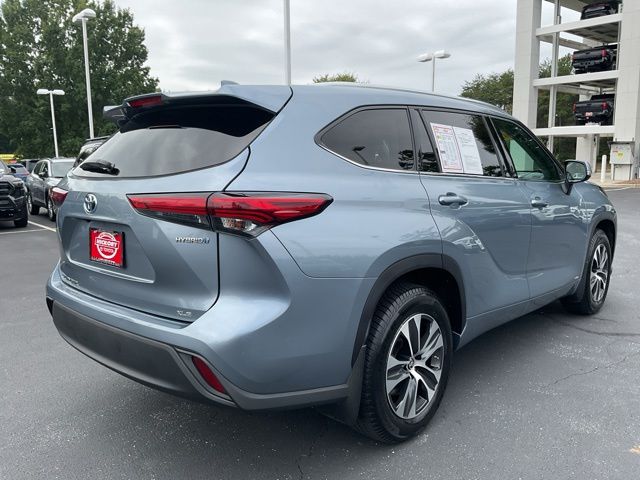 Used 2021 Toyota Highlander Hybrid SUV