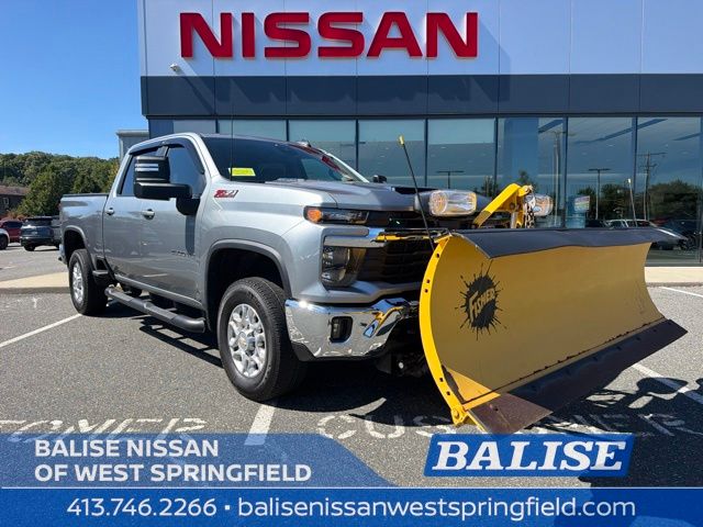 Sterling Gray Metallic 2025 Chevrolet Silverado 2500HD Pickup Truck Four-Wheel Drive Automatic