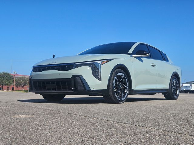 2025 Kia K4 Morning Haze Sedán Tracción delantera Transmisión variable continua