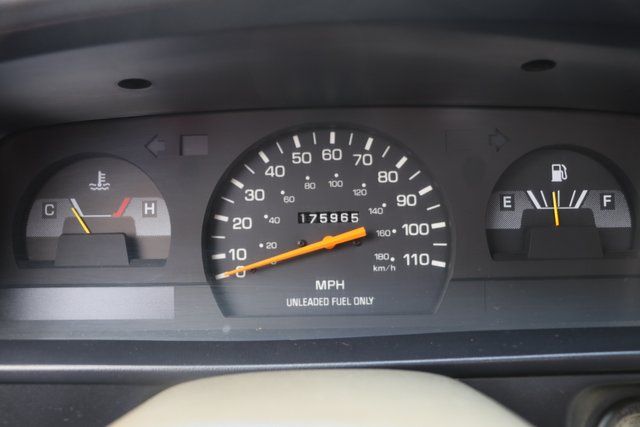 1995 Toyota Tacoma Standard 3